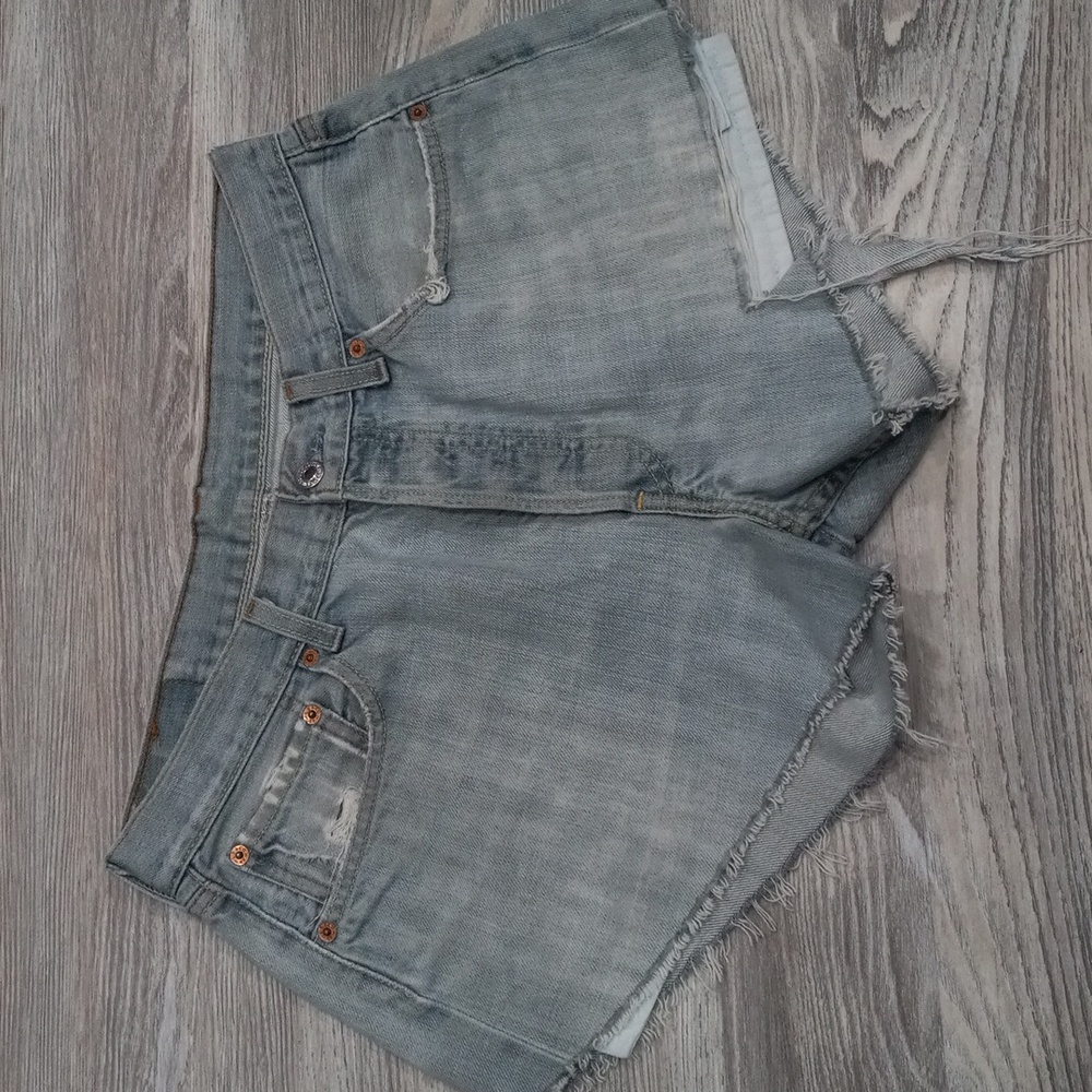 Levis 501 Shorts Distressed Cutoff Denim Shorts Button Closure Size 33